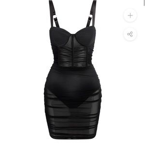 Leau mesh dress